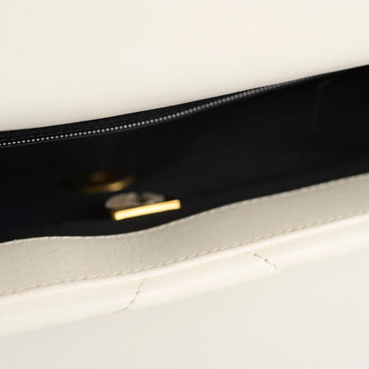 Chanel 19 Small White Microchip - photo 10