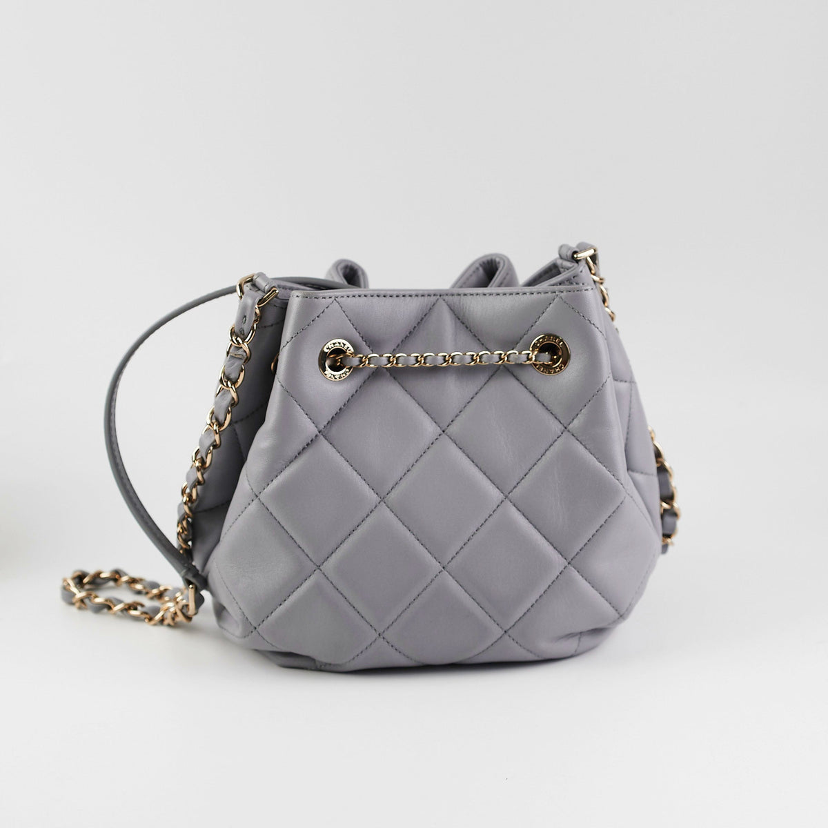 ITEM 28 - Chanel Lambskin Grey Bucket Bag - photo 2