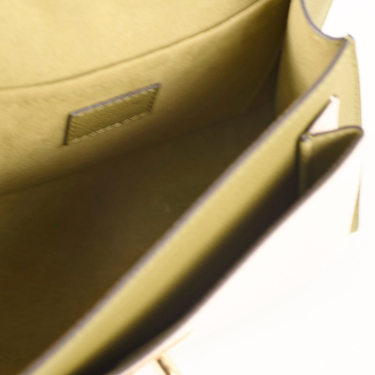 Louis Vuitton Lock Me Khaki Chain - photo 5