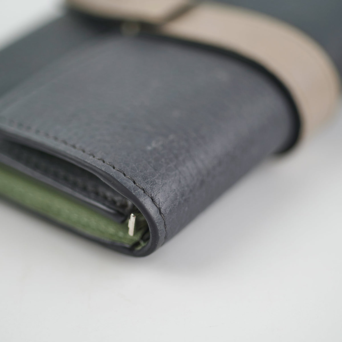 Loewe Small Vertical Grey Wallet - photo 11