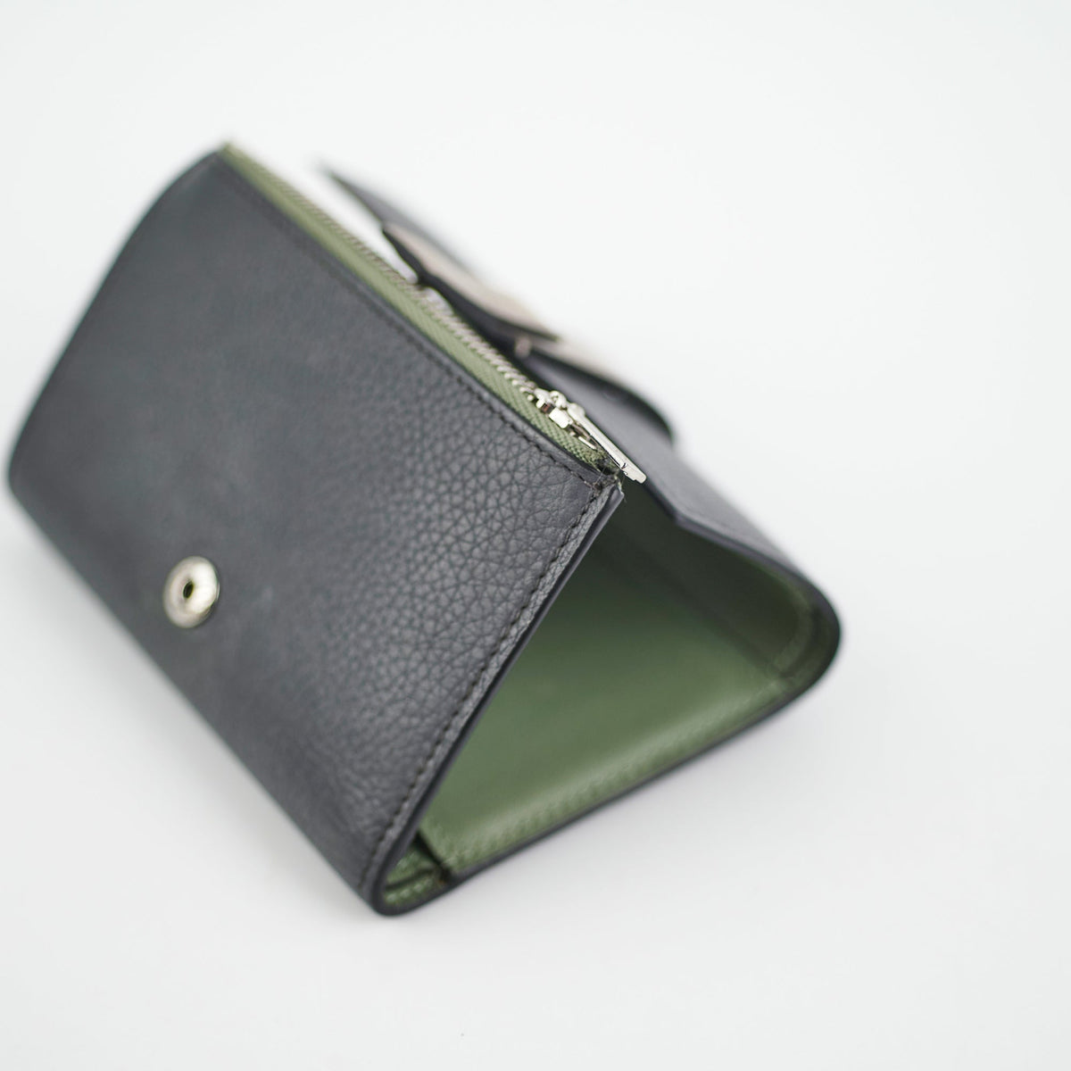 Loewe Small Vertical Grey Wallet - photo 9