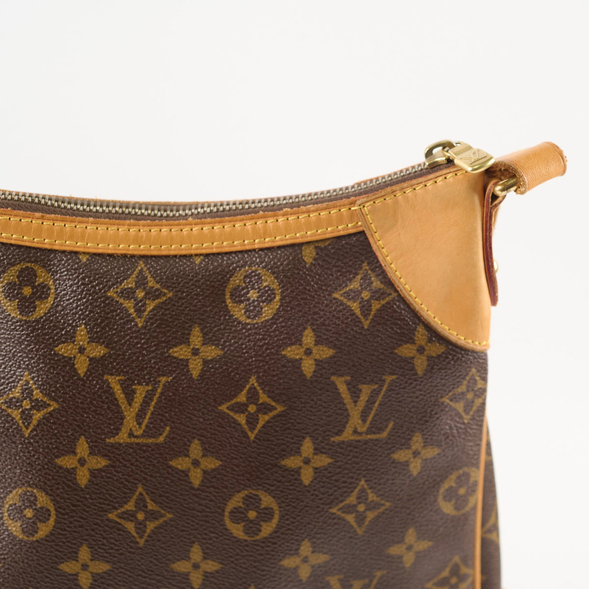 Louis Vuitton Odeon PM Monogram Crossbody Bag - photo 7