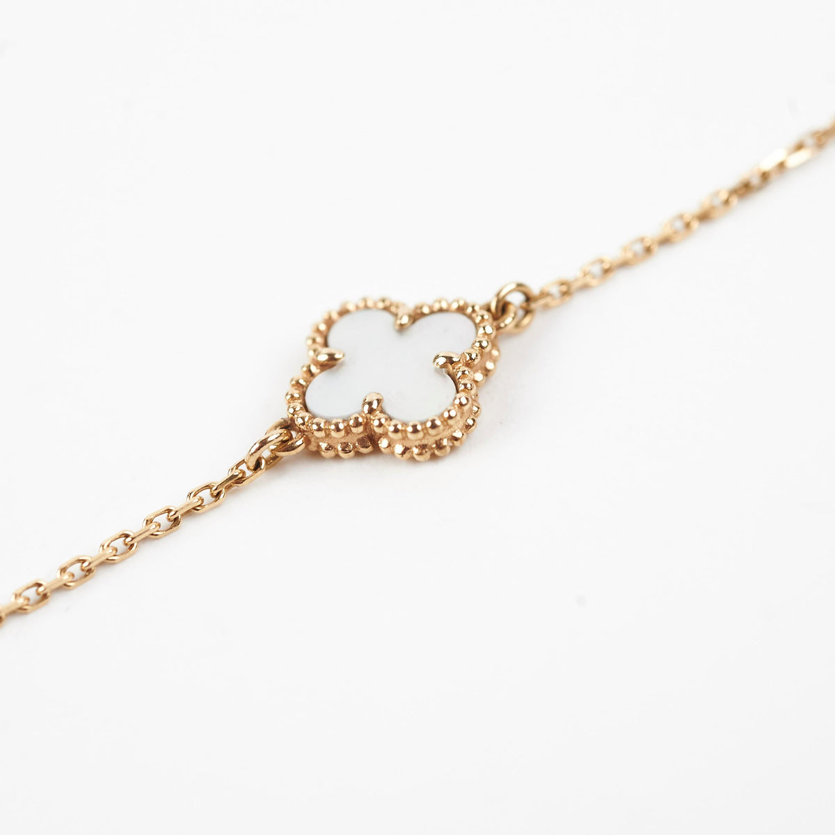 Van Cleef and Arpels Sweet Mother of Pearl Bracelet - photo 4