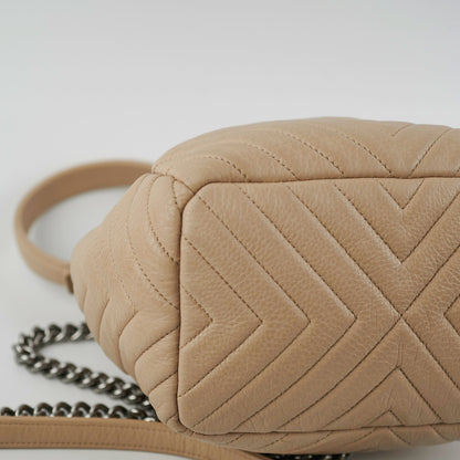 Chanel Chevron Beige Bucket Bag - photo 9