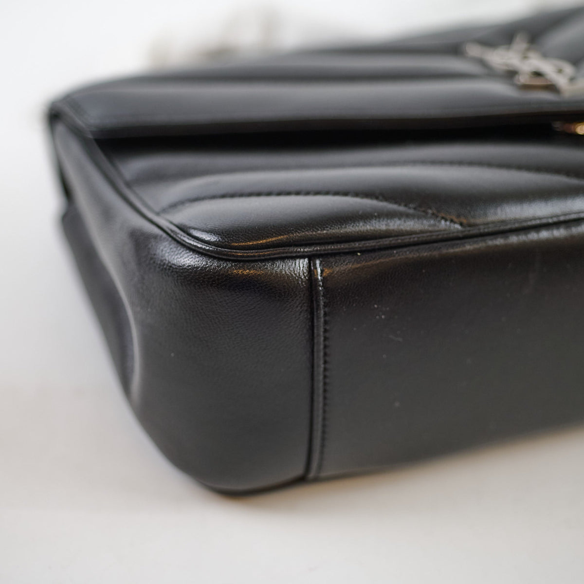 Saint Laurent Lou Medium Black - photo 9