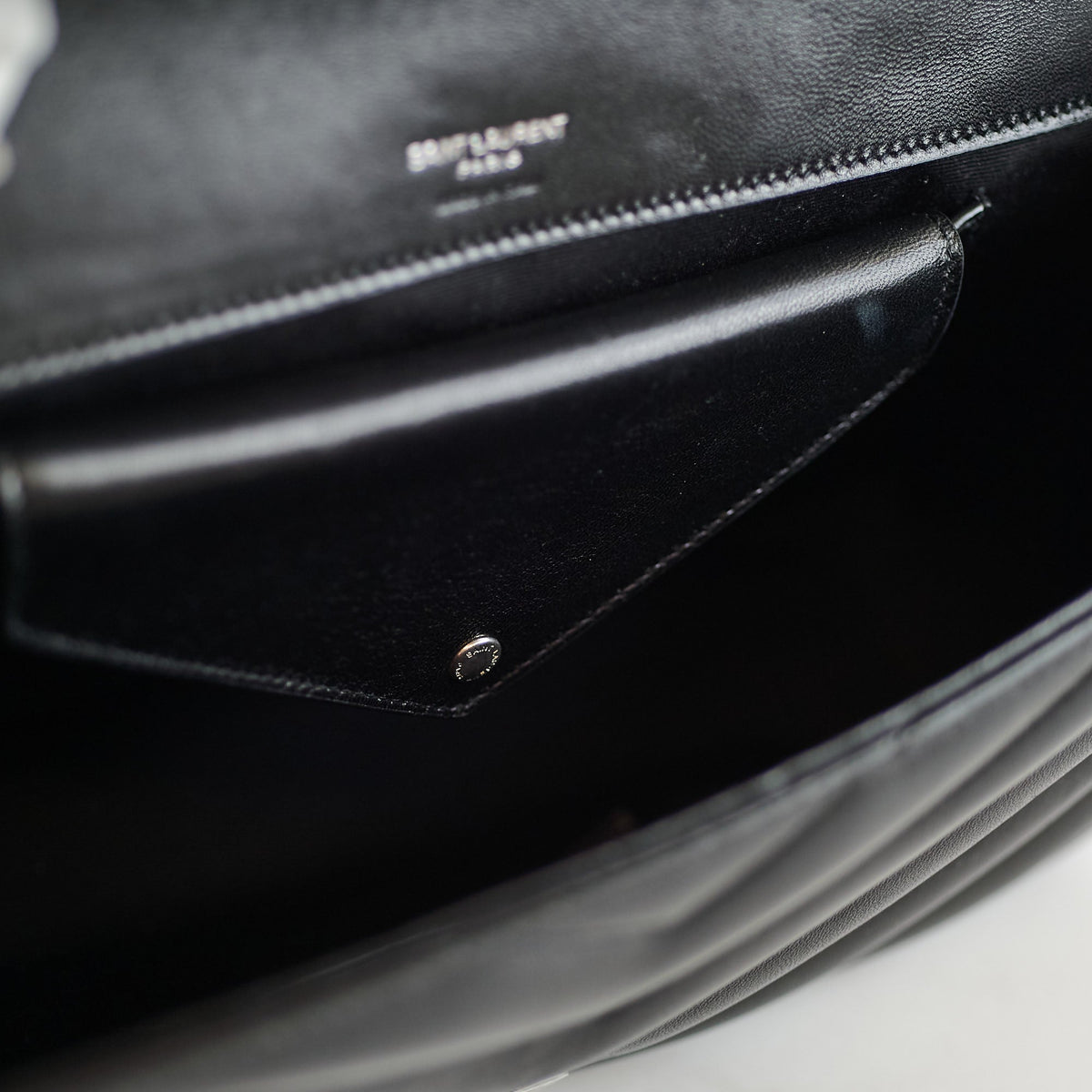 Saint Laurent Lou Medium Black - photo 8
