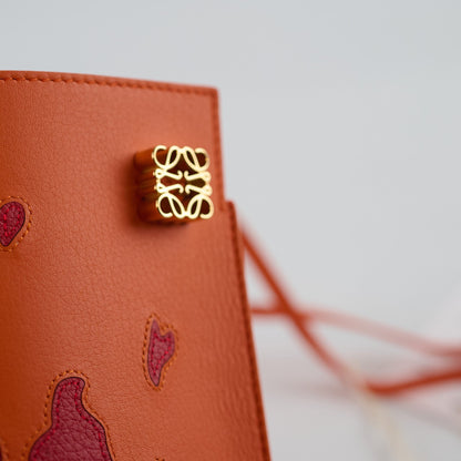 Loewe Howl's Moving Castle Calcifer Dice Pocket bag Calfskin Orange - photo 6