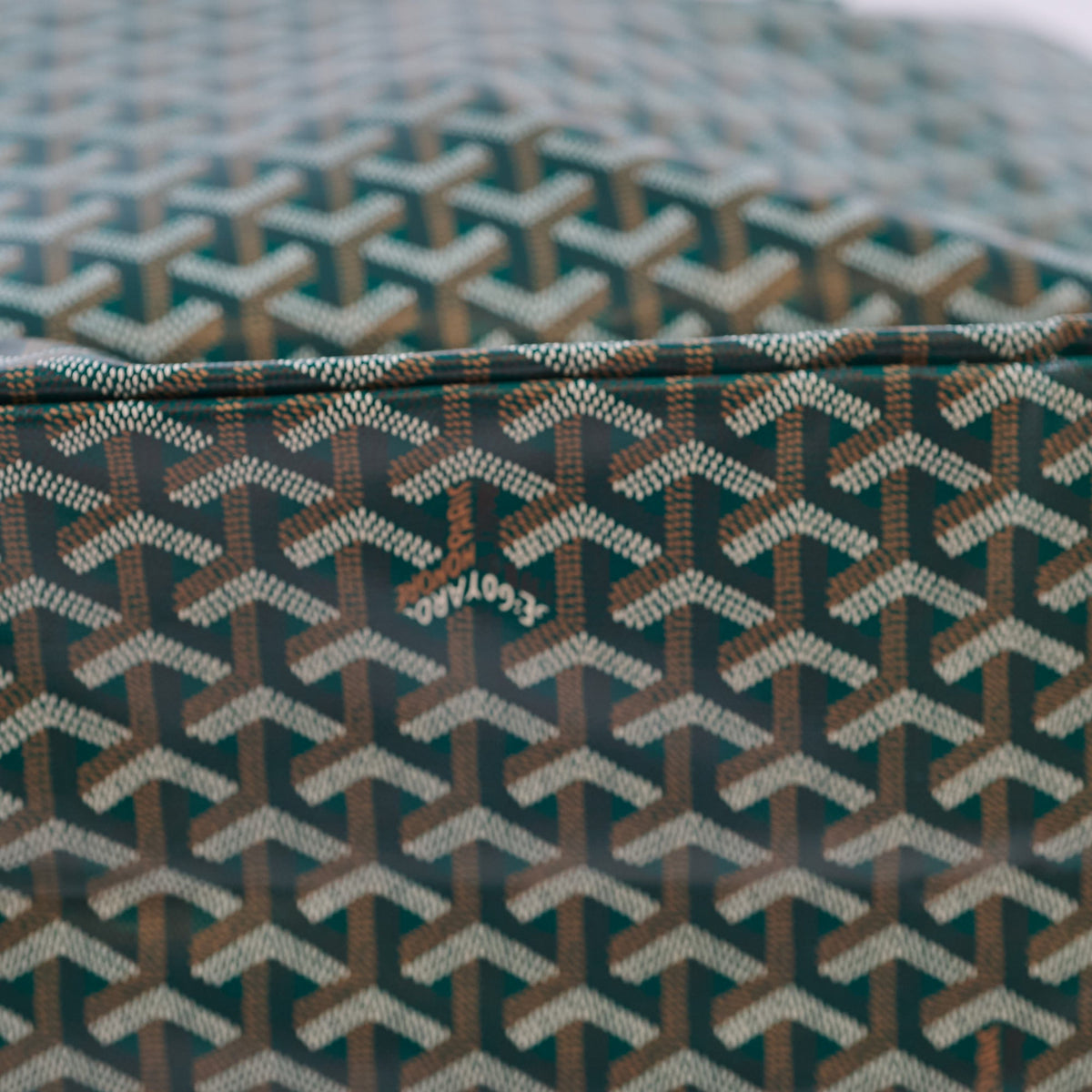 Goyard St Louis Tote GM Green - photo 11