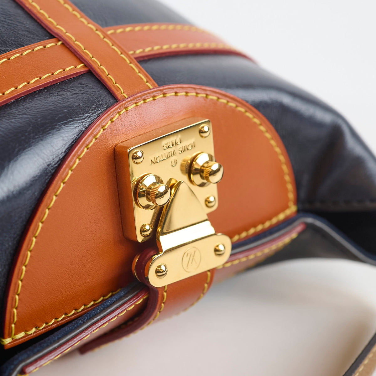 Louis Vuitton Duffle Bucket Navy - photo 7