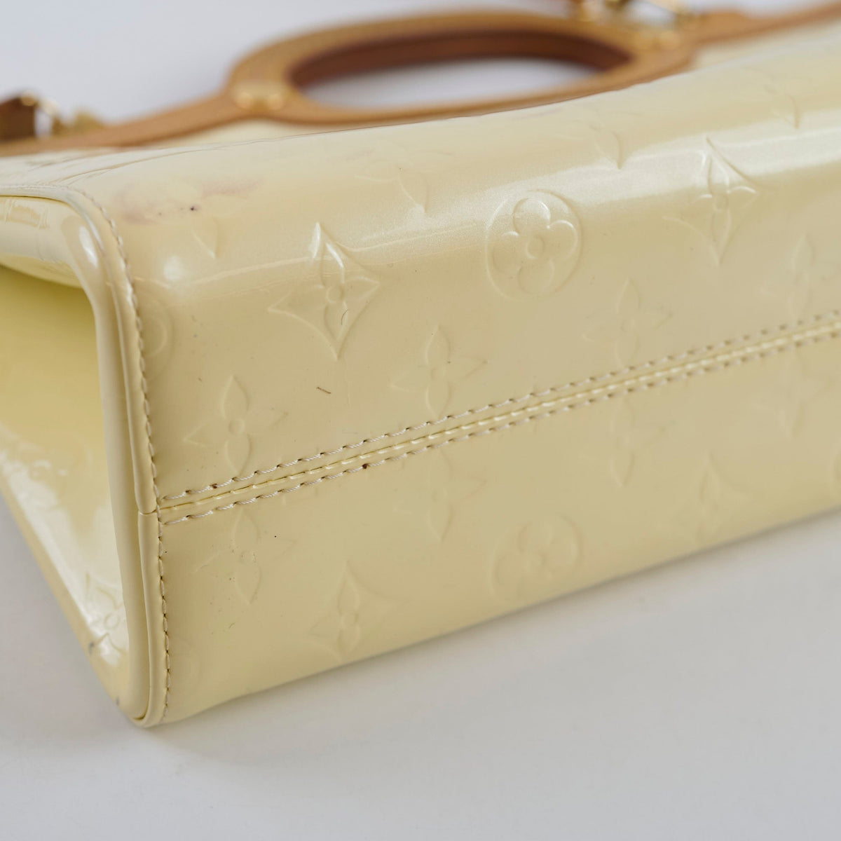 Louis Vuitton Roxburry Vernis Bag Light Yellow - photo 9