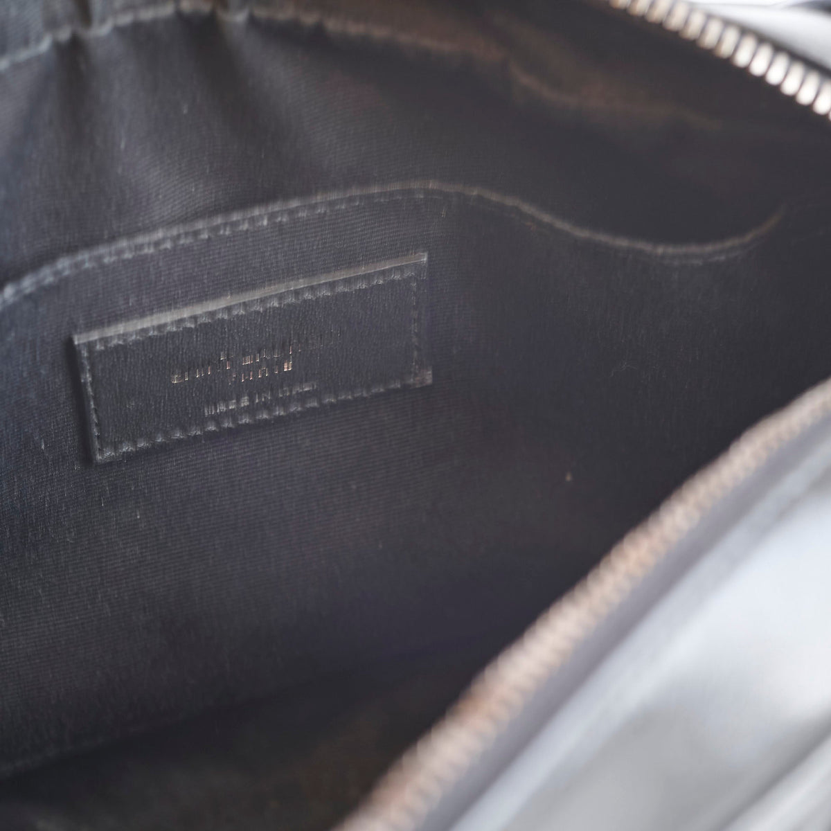 Saint Laurent Lou Camera Bag Black - photo 11