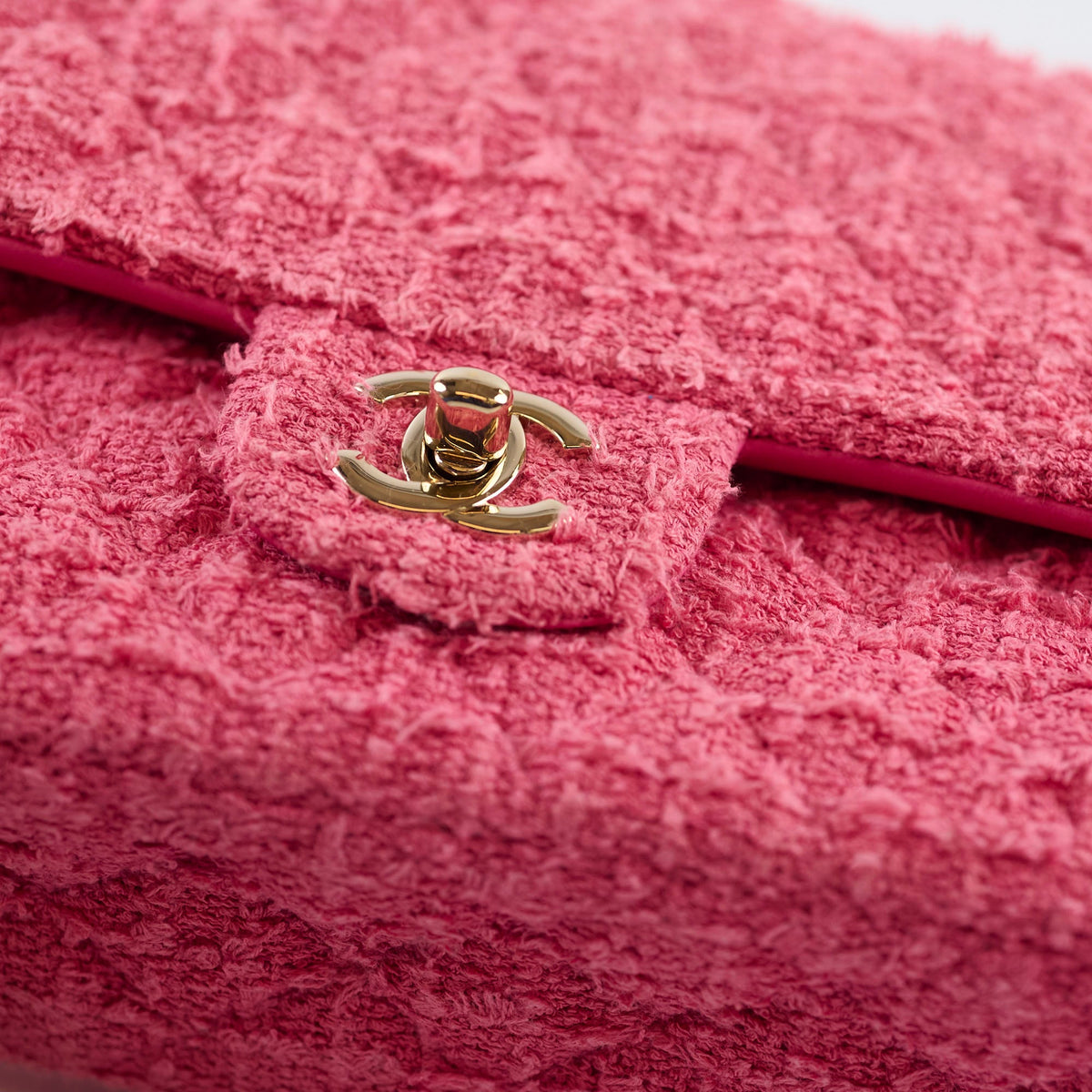 Chanel Medium Tweed Pink Classic Flap - photo 14