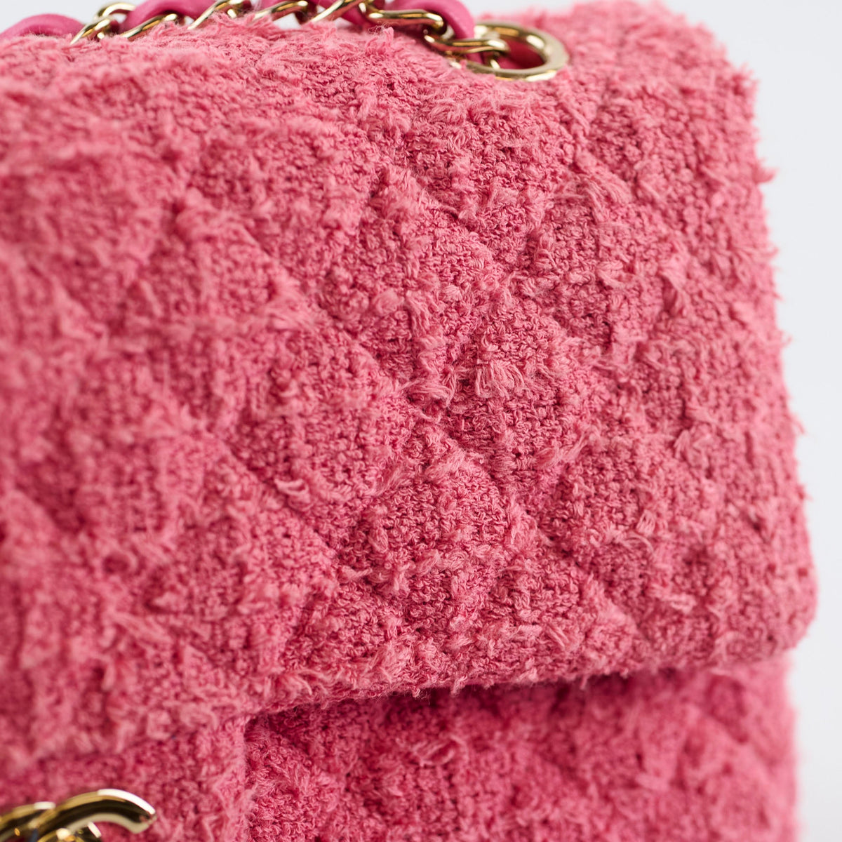Chanel Medium Tweed Pink Classic Flap - photo 5