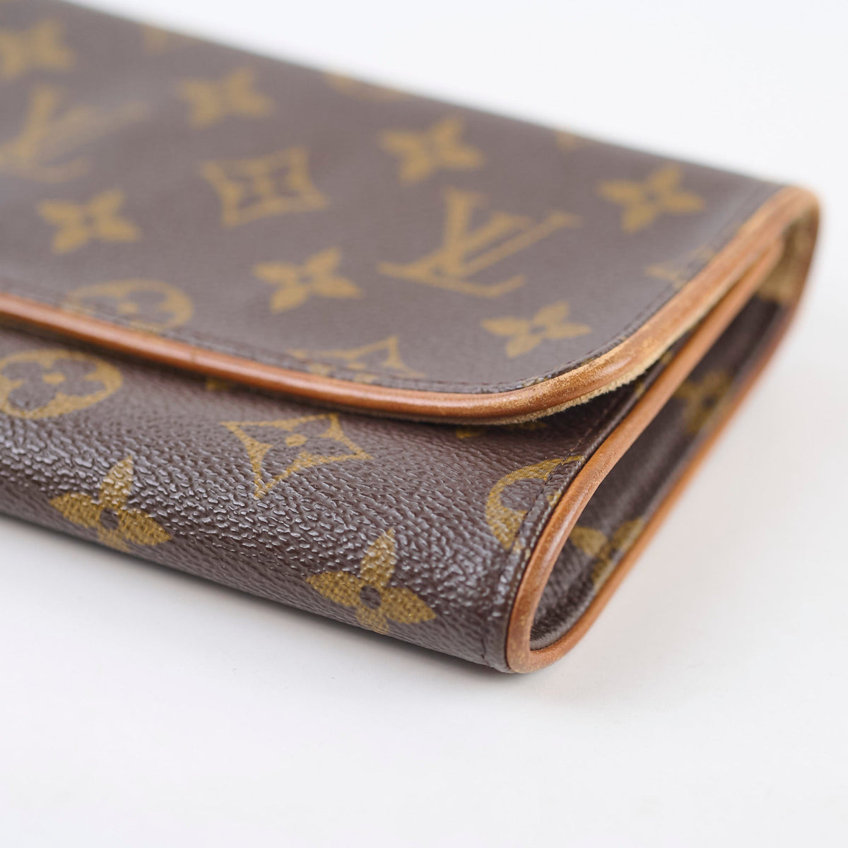 Louis Vuitton Pochette Twin Monogram - photo 11