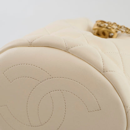 Chanel Pearl Top Handle Buckle Lambskin Microchip - photo 6