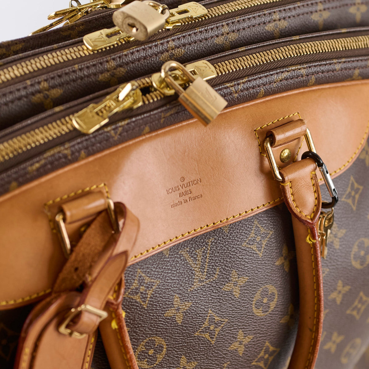 Louis Vuitton Alize Travel Bag Monogram - photo 19
