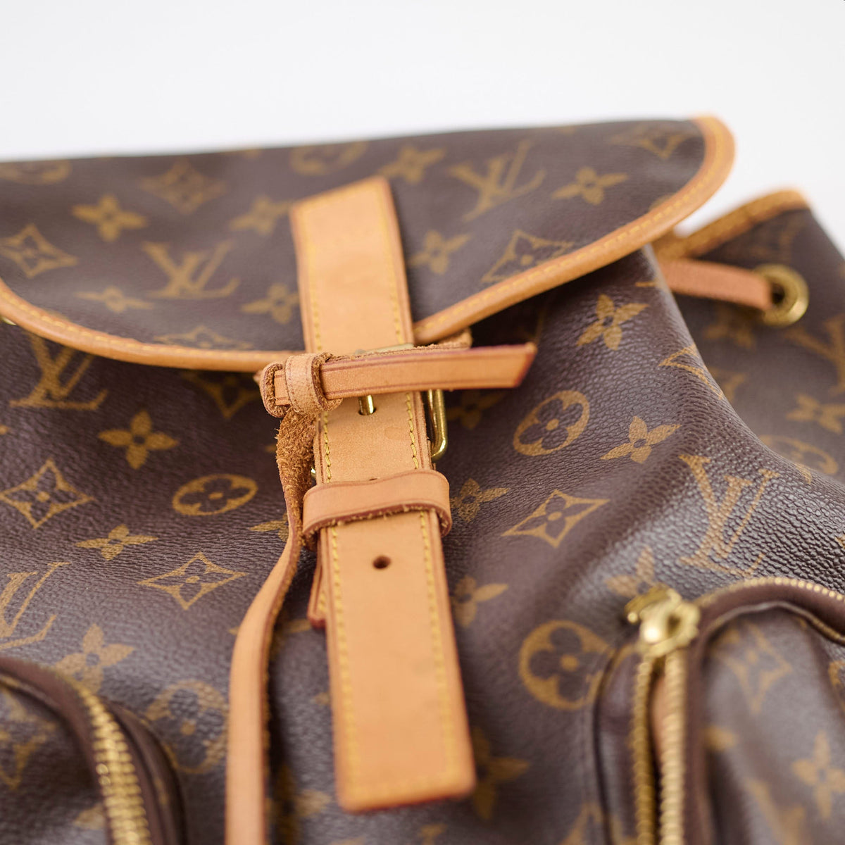 Louis Vuitton Bosphore Backpack Monogram - photo 11