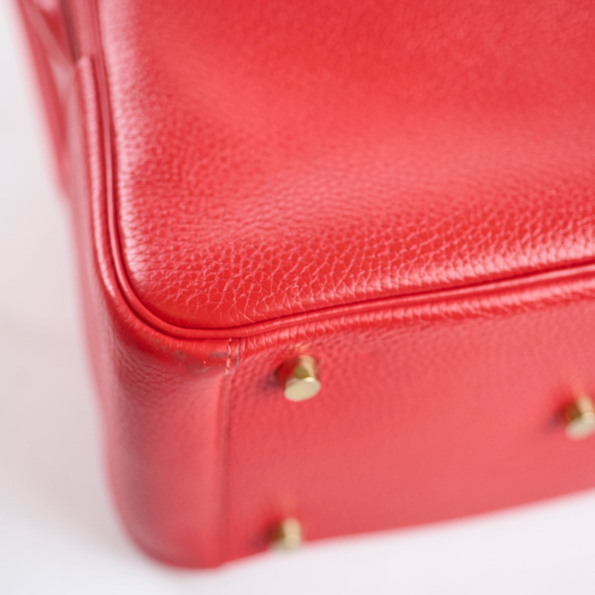 Hermes Lindy 26 Red Clemence GHW A Stamp - photo 8