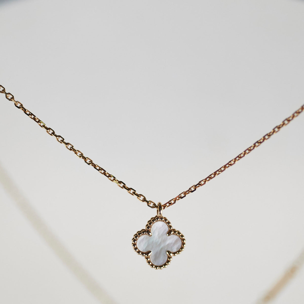 Van Cleef & Arpels Sweet Alhambra Mother Of Pearl Necklace - photo 5
