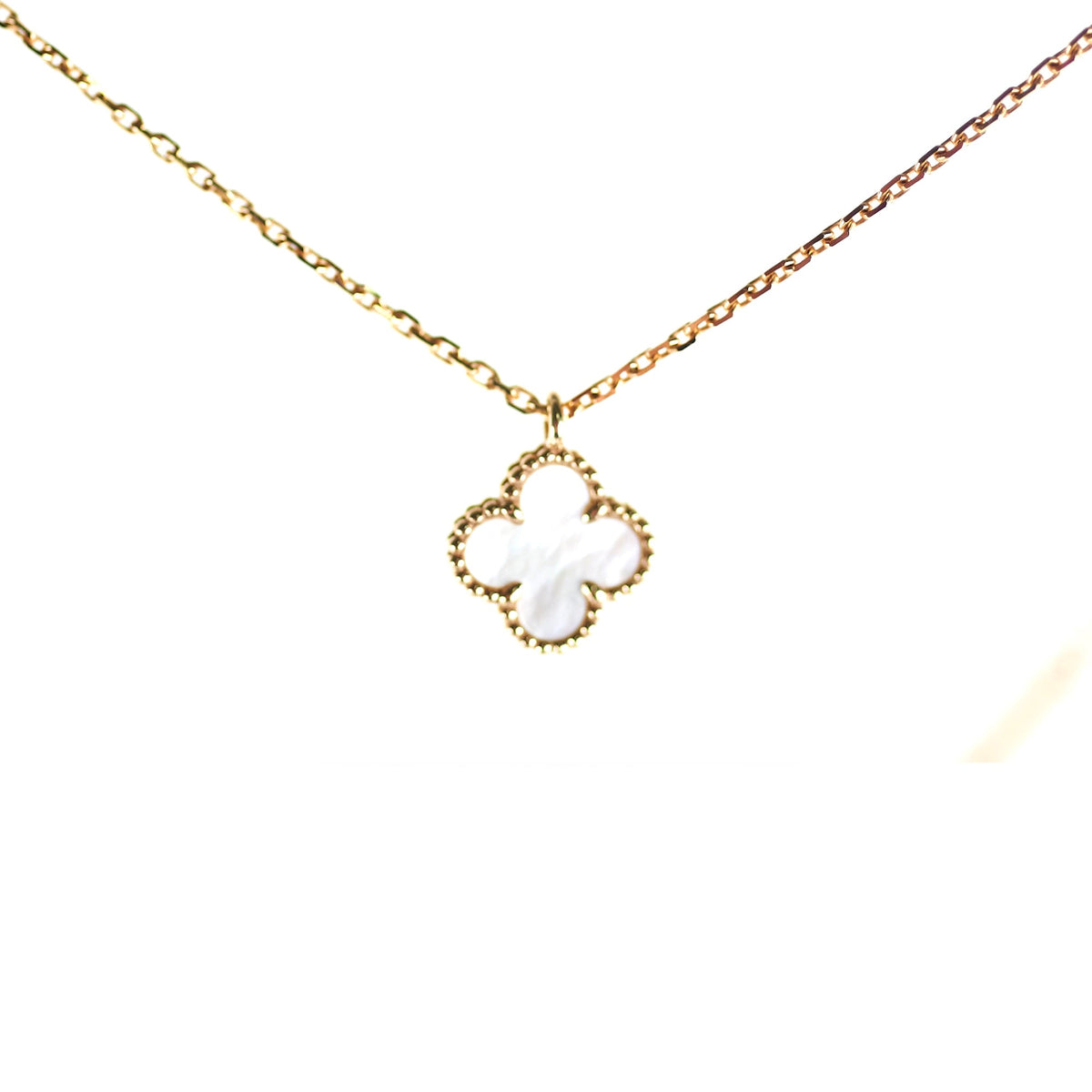 Van Cleef & Arpels Sweet Alhambra Mother Of Pearl Necklace - photo 3