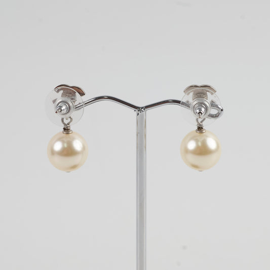 Chanel CC Pearl Drop Earrings Costume Jewellery - photo 2