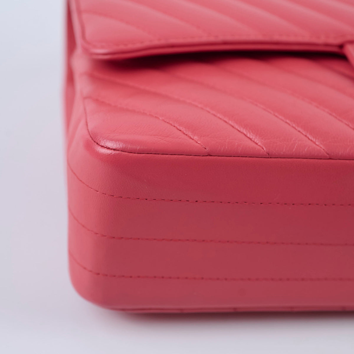 Chanel Medium Chevron Classic Flap Pink Calfskin - photo 13