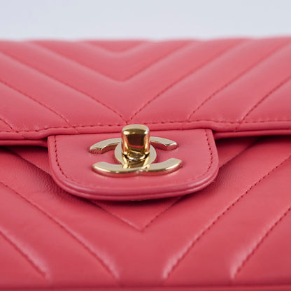 Chanel Medium Chevron Classic Flap Pink Calfskin - photo 16
