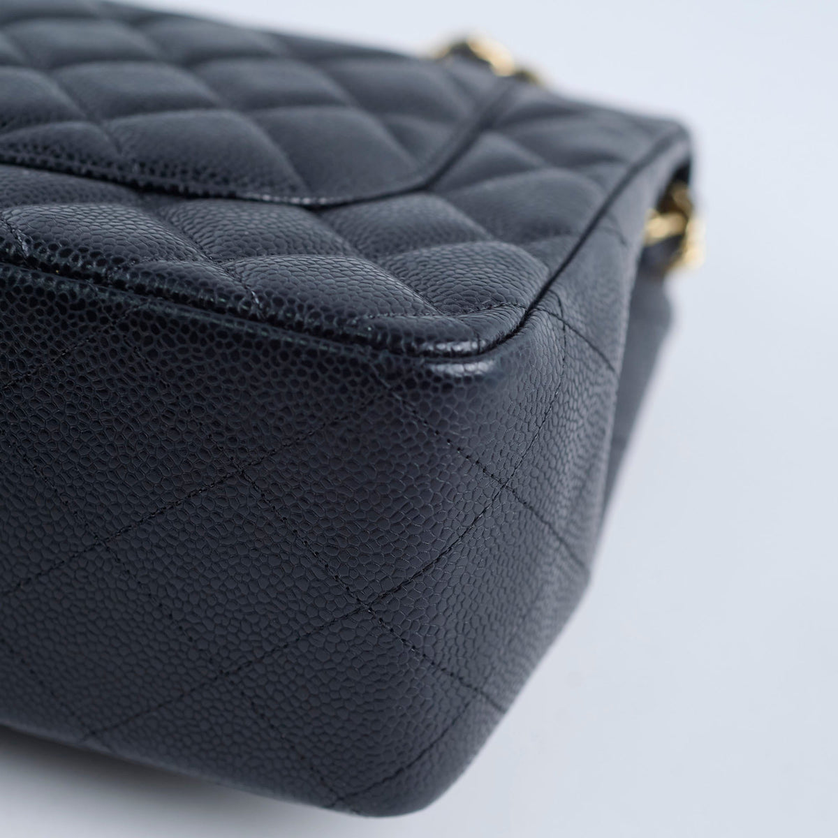 Chanel Jumbo Caviar Black - photo 19
