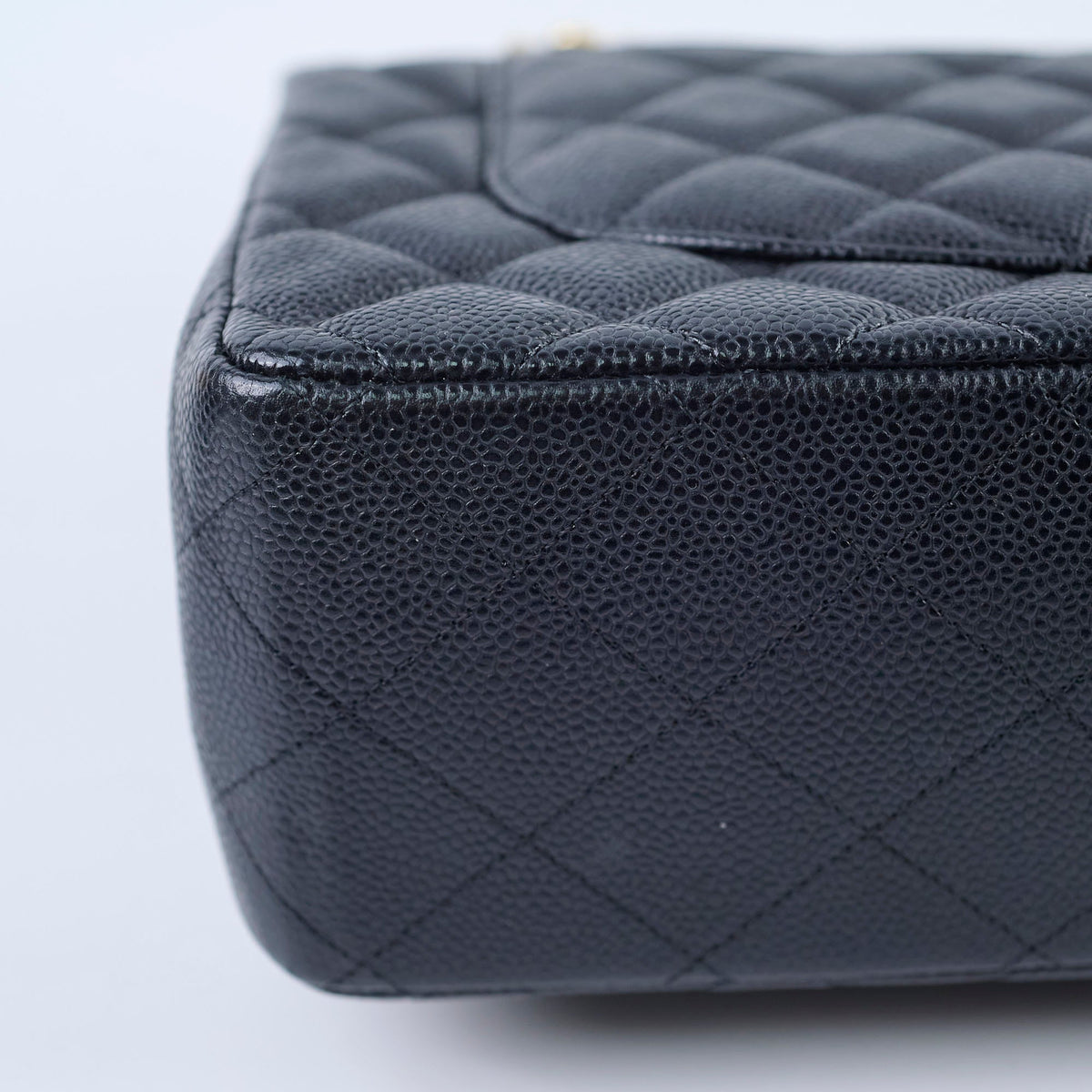 Chanel Jumbo Caviar Black - photo 17