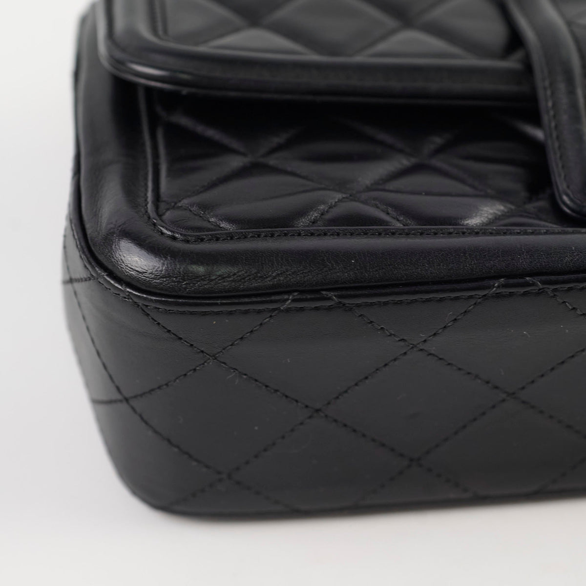 Chanel Medium Elegant CC Flap Black - photo 15