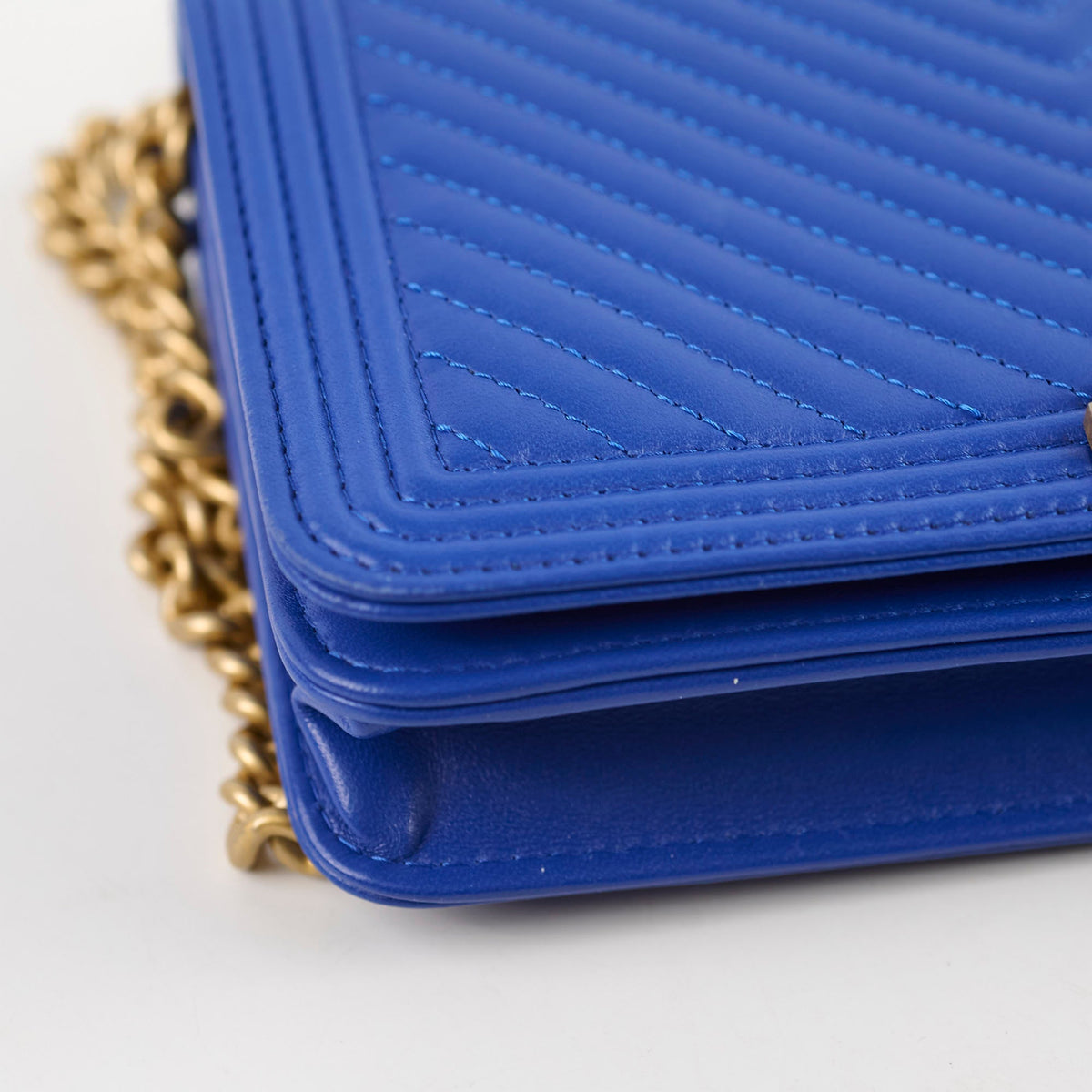 Chanel Boy Wallet on Chain Blue Lambksin - photo 15