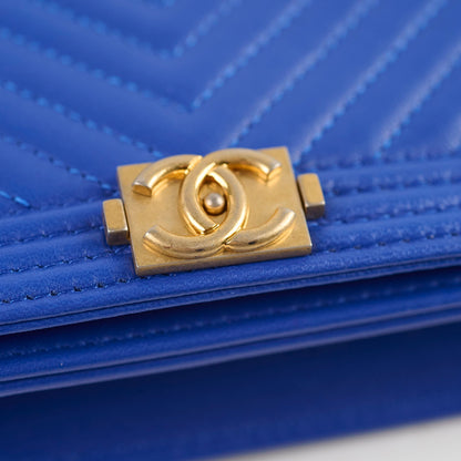 Chanel Boy Wallet on Chain Blue Lambksin - photo 18