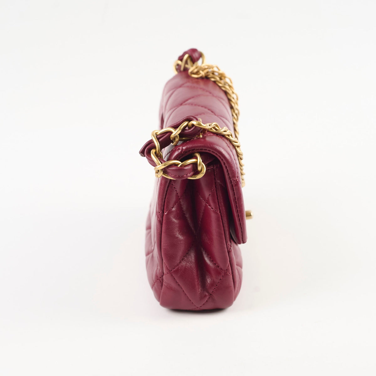 Chanel Seasonal Flap Burgundy Microchipped - photo 3