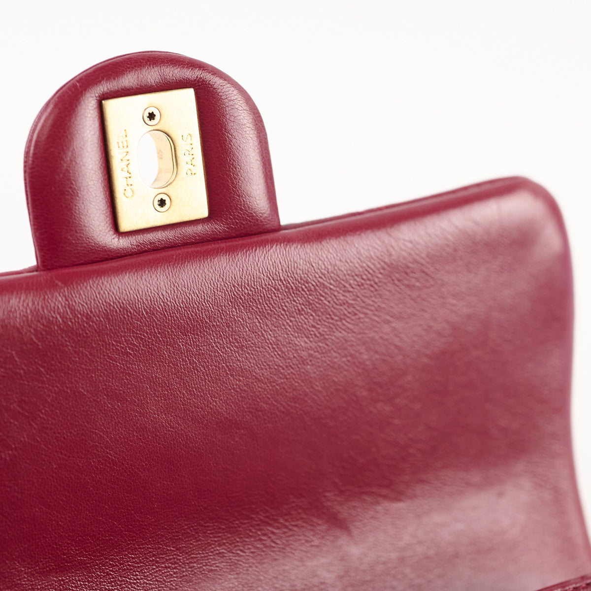 Chanel Seasonal Flap Burgundy Microchipped - photo 8