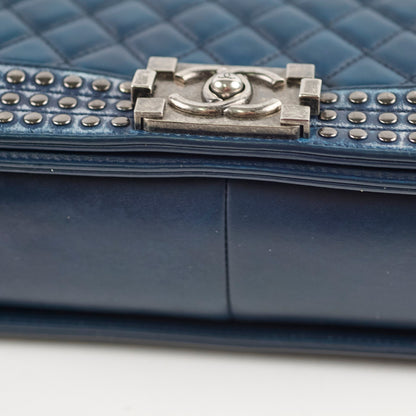 Chanel Old Medium Boy Navy Studded - photo 14