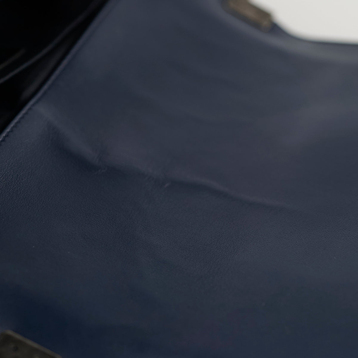 Chanel Old Medium Boy Navy Studded - photo 5