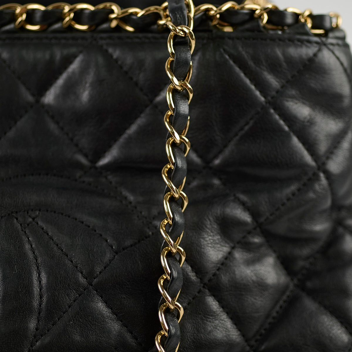 Chanel Chain Tote Bag 16 Series - photo 10