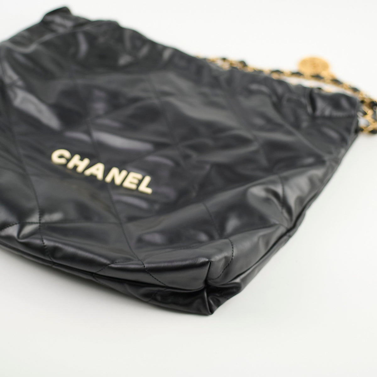 Chanel 22 Medium Black Microchip - photo 4