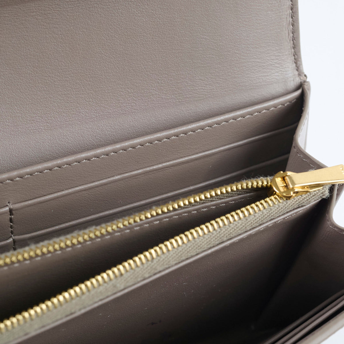 Celine Triompe Wallet Shiny Calfskin Pebble - photo 6