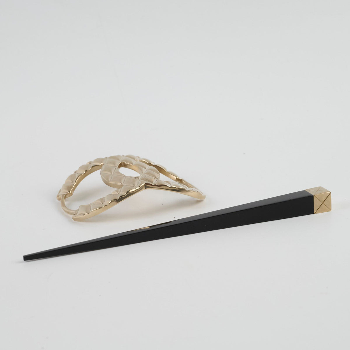 Chanel CC Hairpin Gold - photo 2