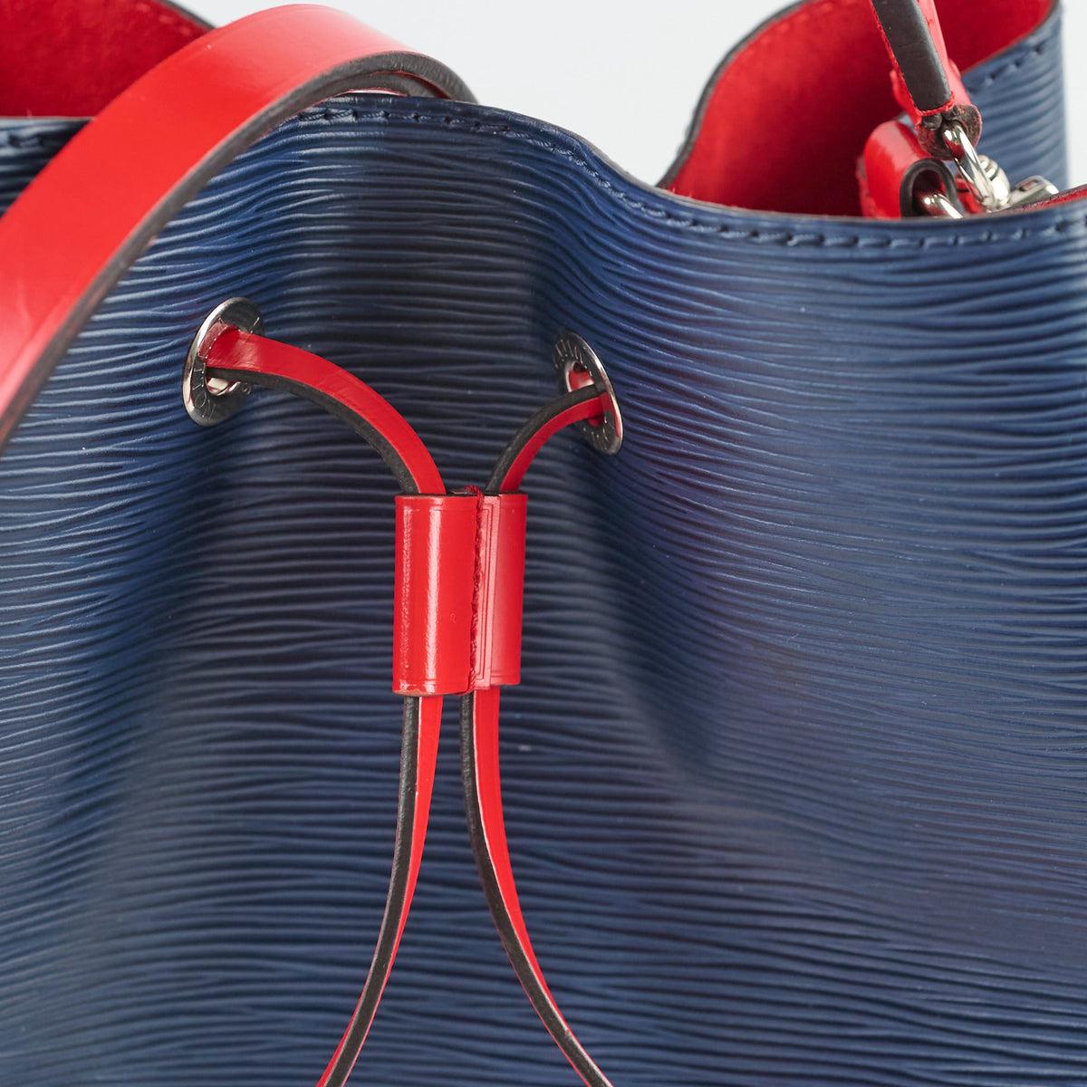 Louis Vuitton Neo Noe Epi Leather Navy/ Red - photo 11