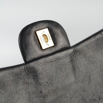 Chanel Single Flap Maxi Black Lambskin - photo 17