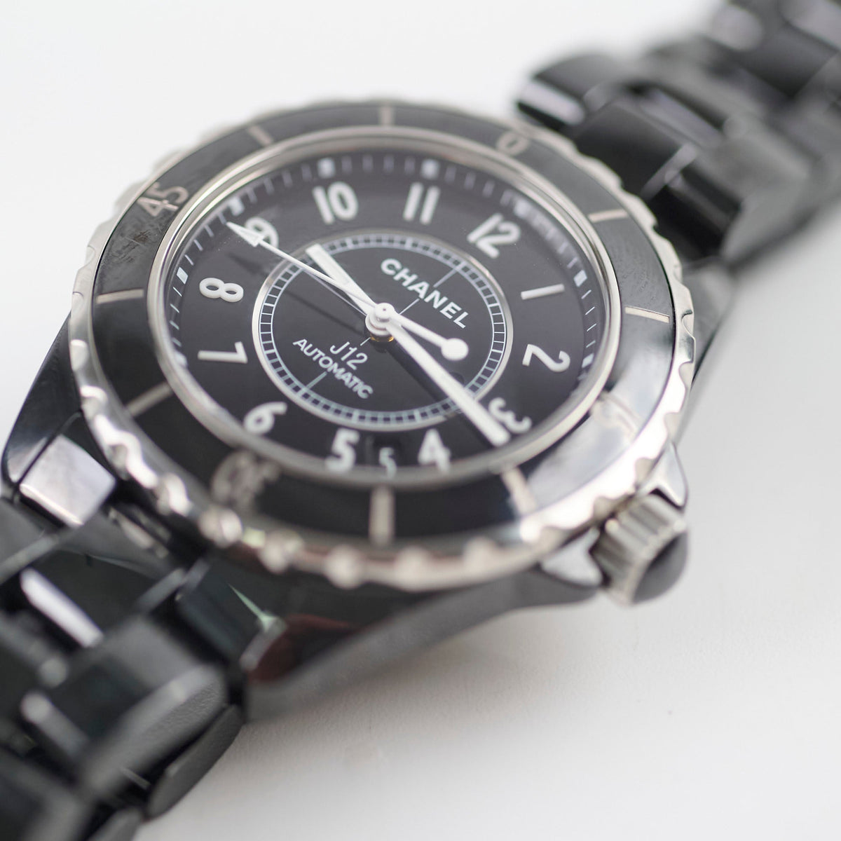 Chanel J12 Black Ceramic Watch - photo 7