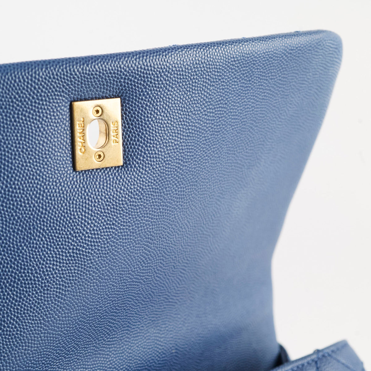 Chanel Coco Handle Medium Caviar Blue - photo 5