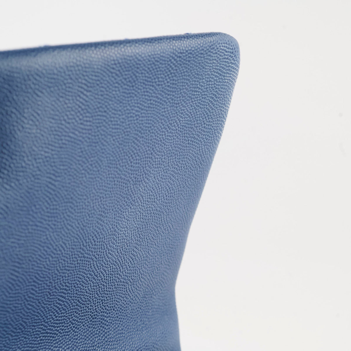 Chanel Coco Handle Medium Caviar Blue - photo 6