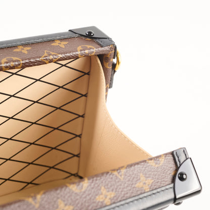 Louis Vuitton Petite Malle - photo 11