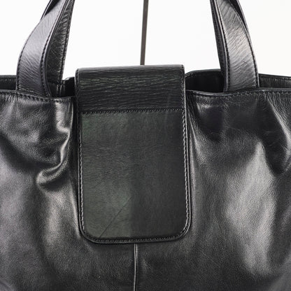 Chanel Diamond Stitched Expandable Leather Zip Tote Blacke - photo 7
