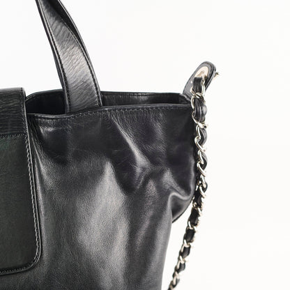 Chanel Diamond Stitched Expandable Leather Zip Tote Blacke - photo 9