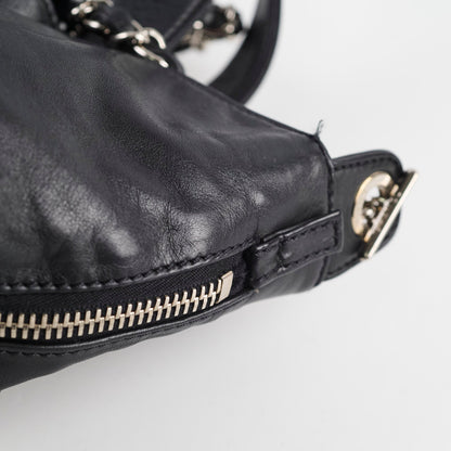 Chanel Diamond Stitched Expandable Leather Zip Tote Blacke - photo 16