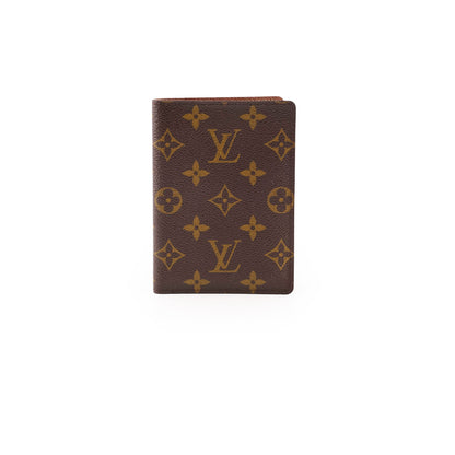 Louis Vuitton Passport Holder Monogram - photo 1